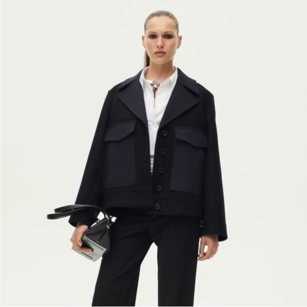 CROPPED MANTECO WOOL COAT